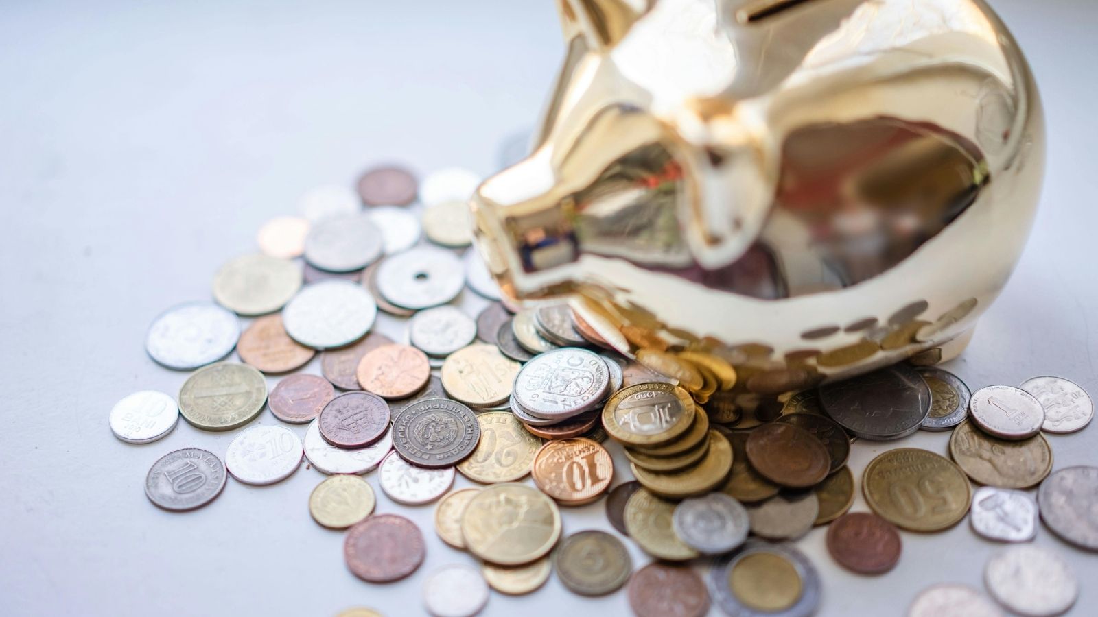Cost of Moving to the UK: What You Need to Budget For